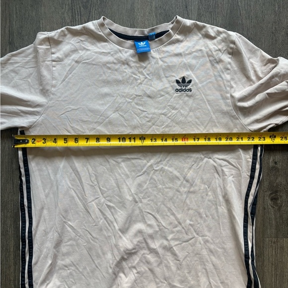 Adidas Men's Cream T-Shirt with Black Stripes - Picture 3 of 5